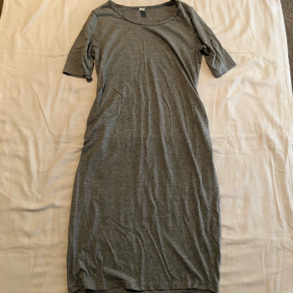 Old Navy Dresses & Skirts - T Shirt Style Dress
